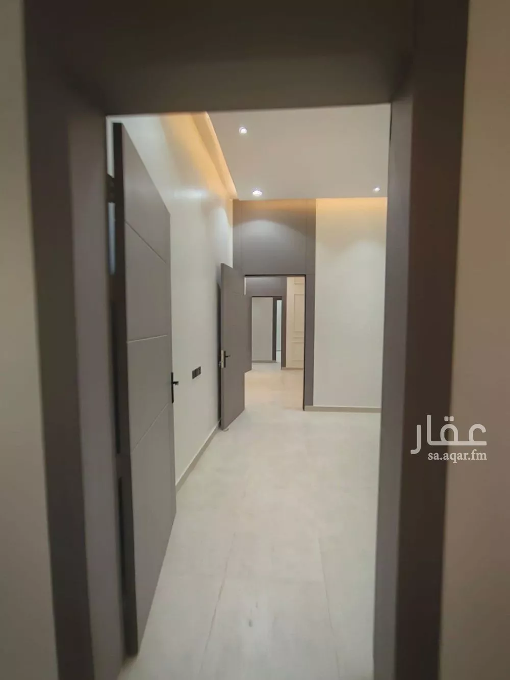 4 bedroom floor in Al Janadriyah 13