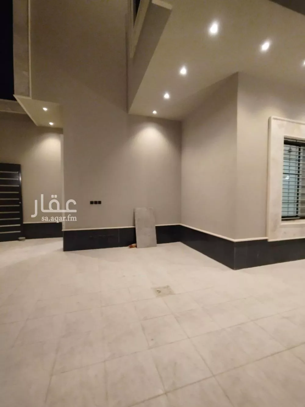 4 bedroom floor in Al Janadriyah 3