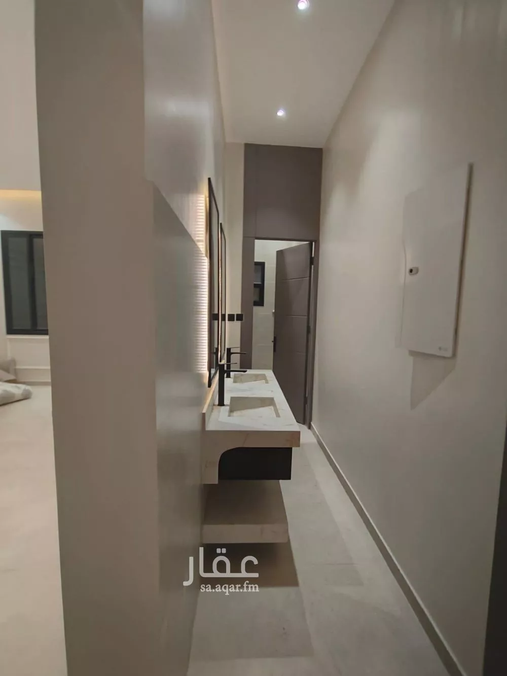 4 bedroom floor in Al Janadriyah 10