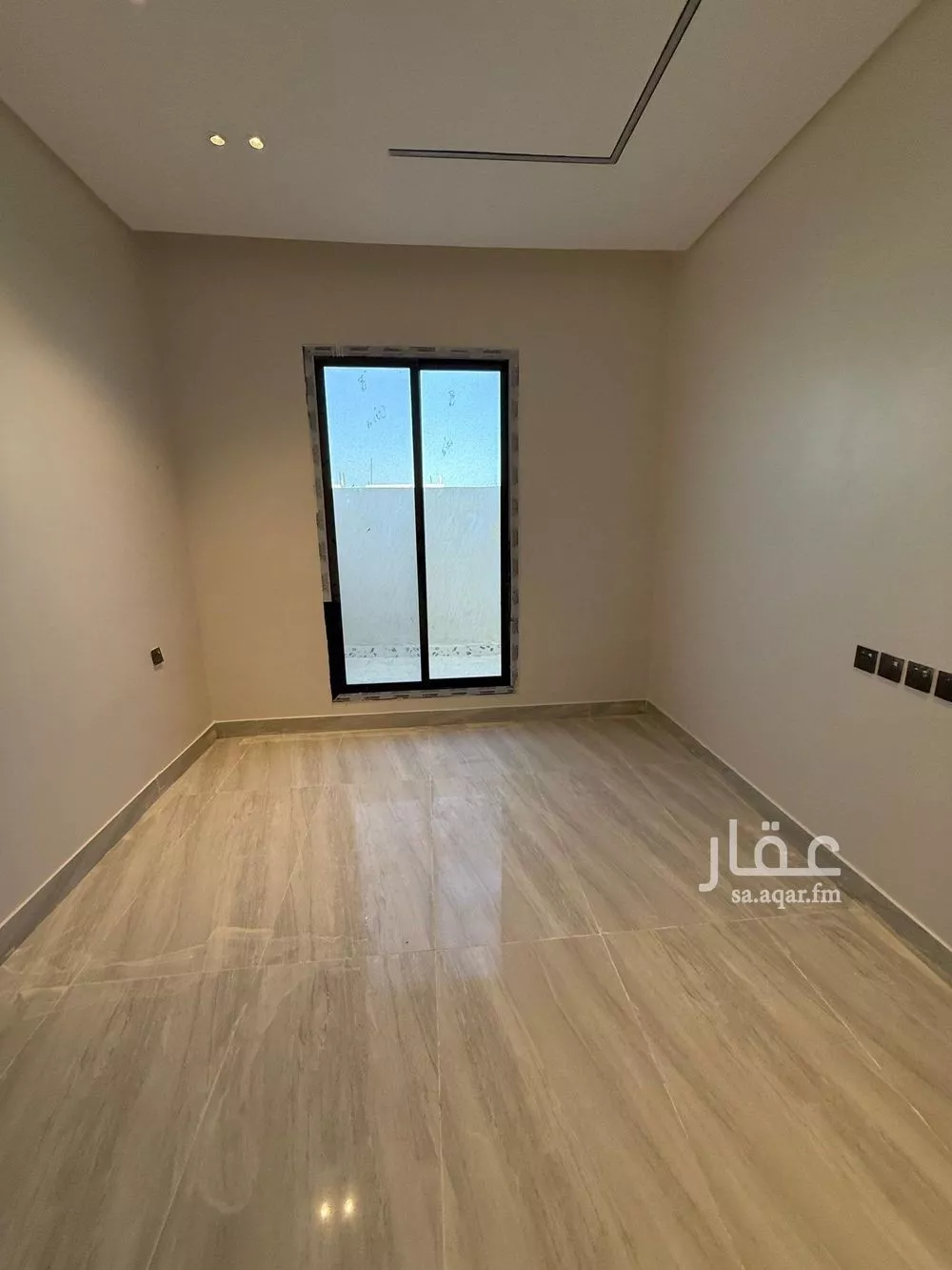دور 3 غرف في طيبة 7