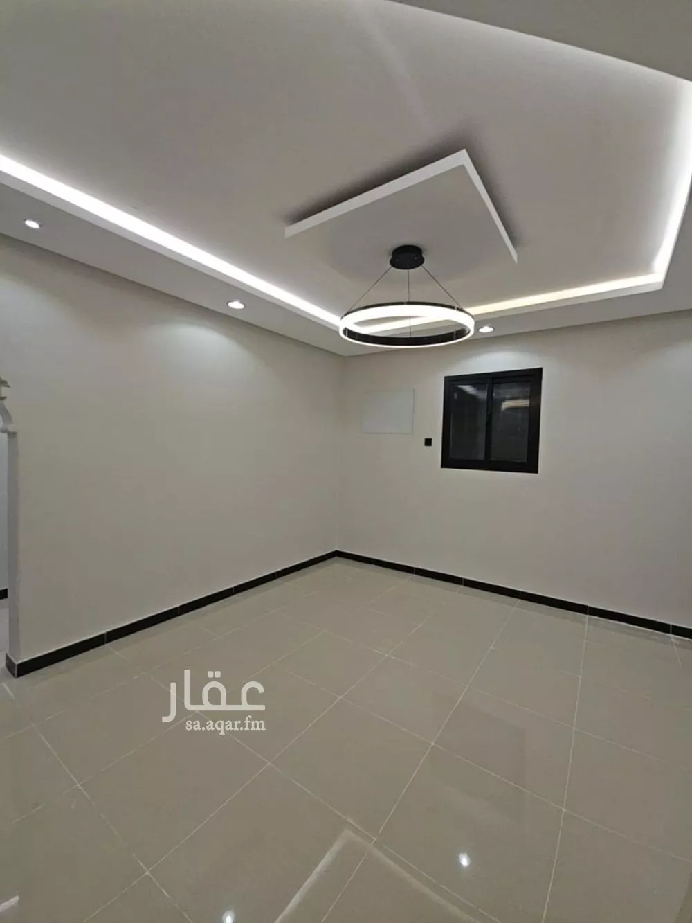 5 bedroom floor in Al Janadriyah 2