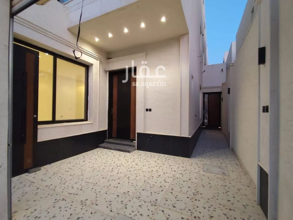 3 bedroom floor in Al Rimal 11