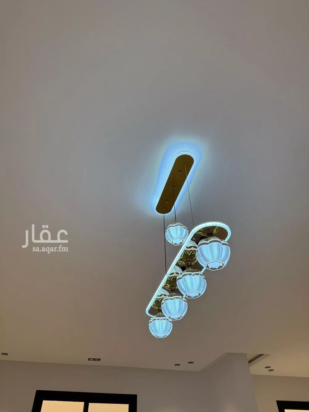 3 bedroom floor in Al Hazm 12