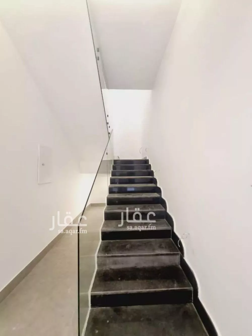 3 bedroom floor in Al Munsiyah 2