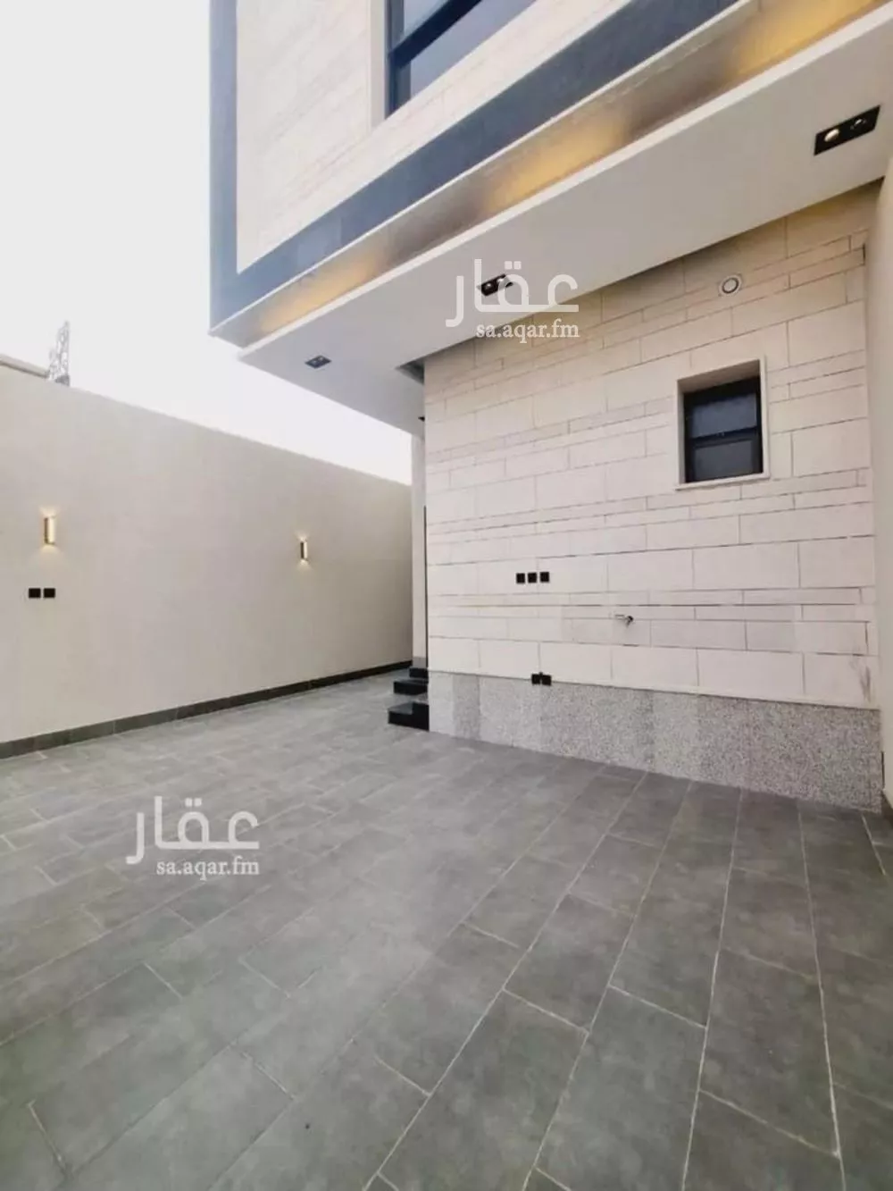 3 bedroom floor in Al Munsiyah 8