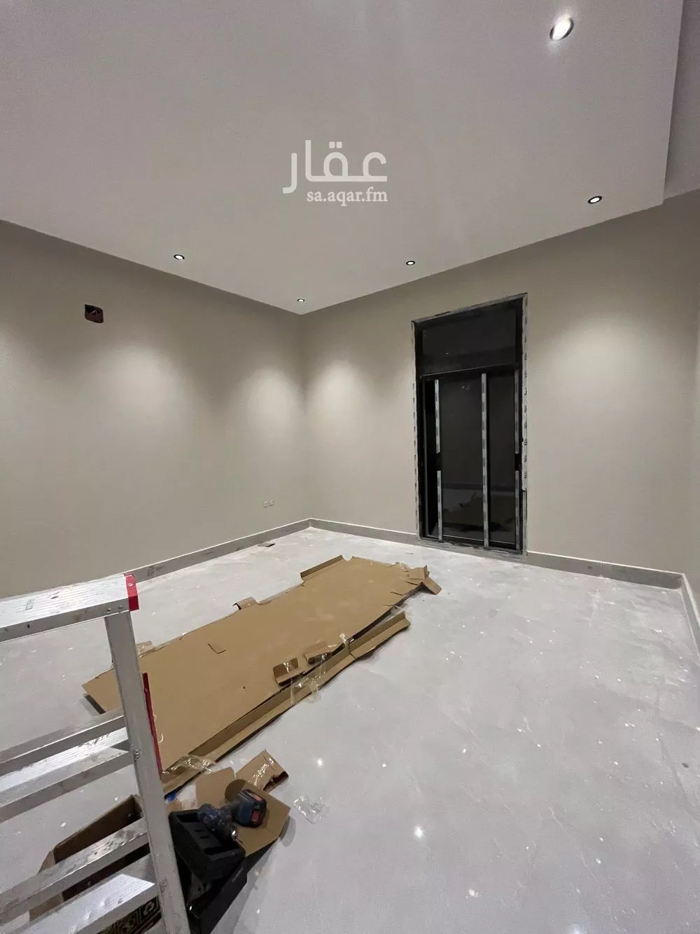 3 bedroom floor in King Faisal 11