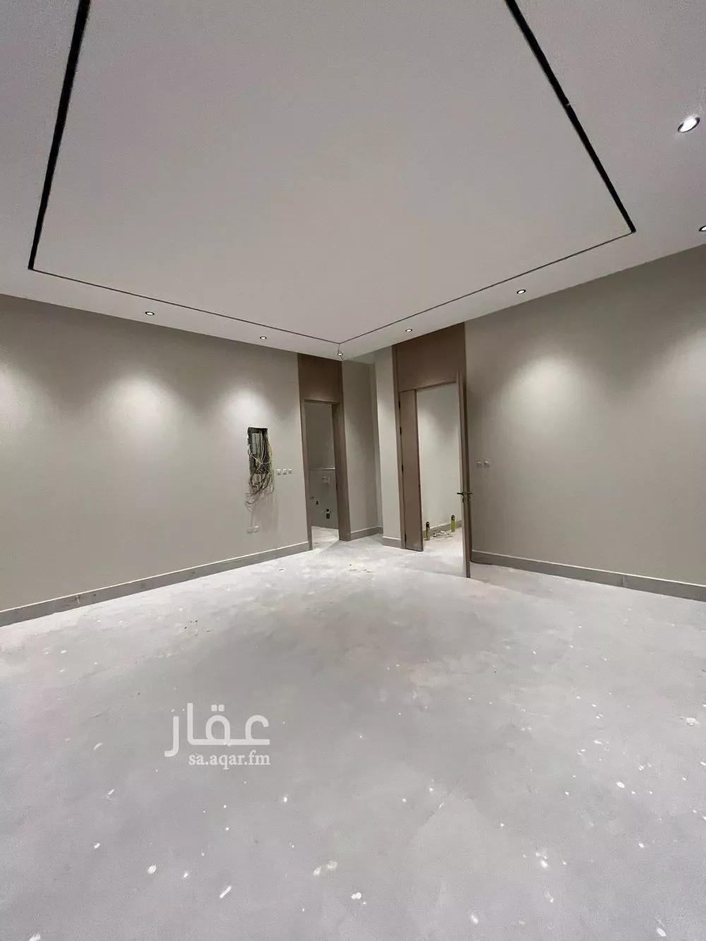 3 bedroom floor in King Faisal 12