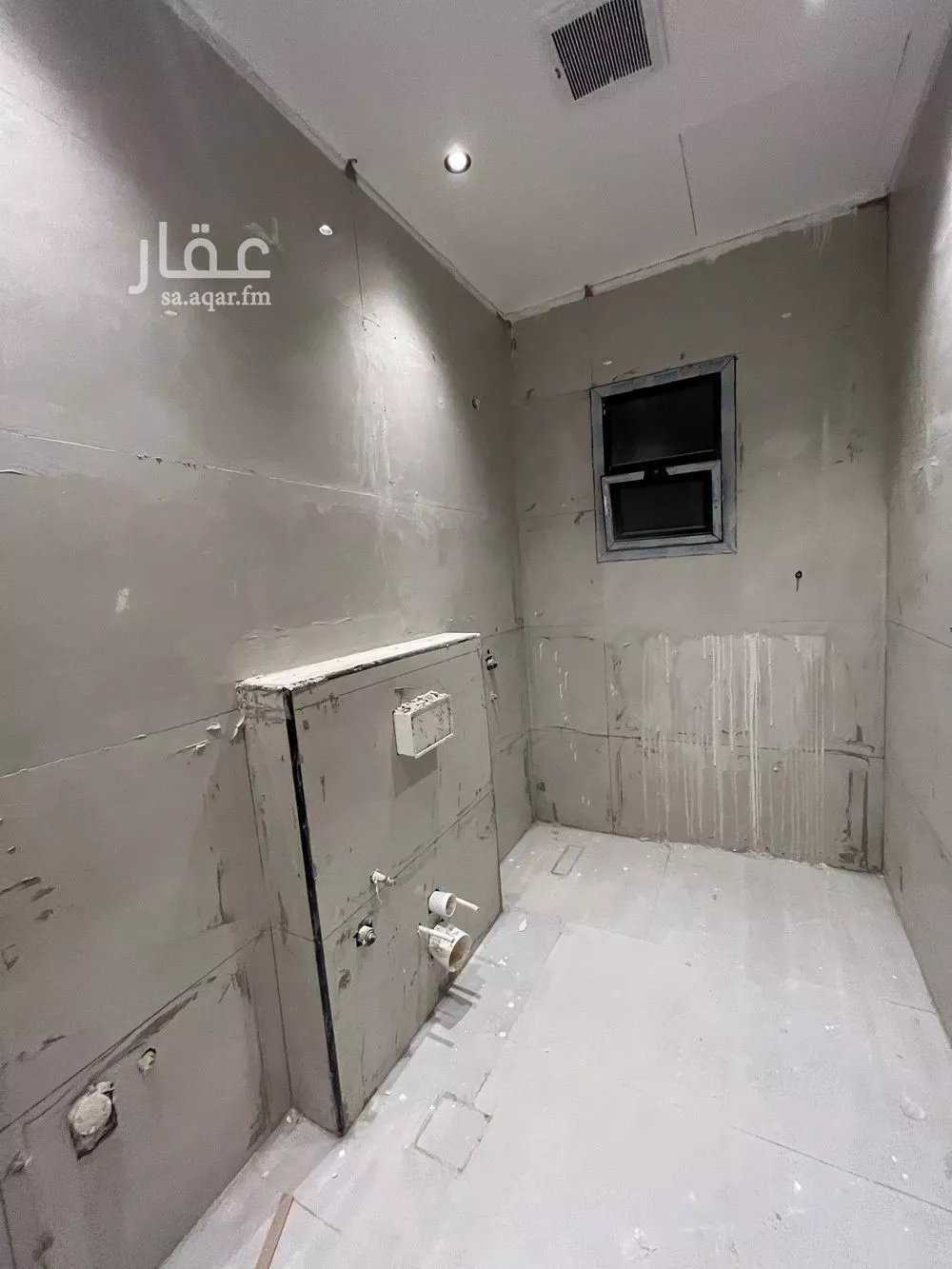 3 bedroom floor in King Faisal 16