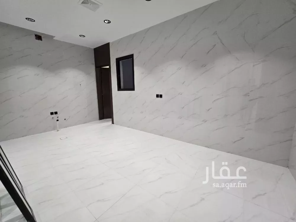 3 bedroom floor in Al Qadisiyah 16