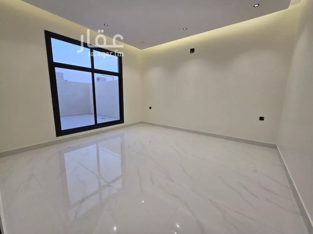 3 bedroom floor in Al Qadisiyah 9