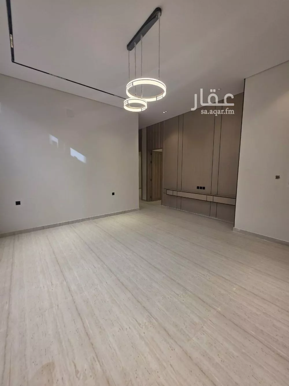 5 bedroom floor in Al Janadriyah 13