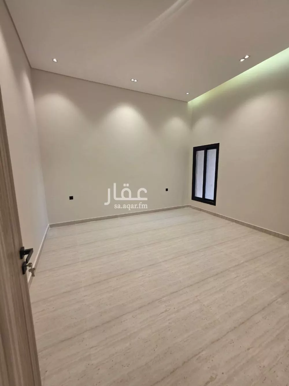 5 bedroom floor in Al Janadriyah 5
