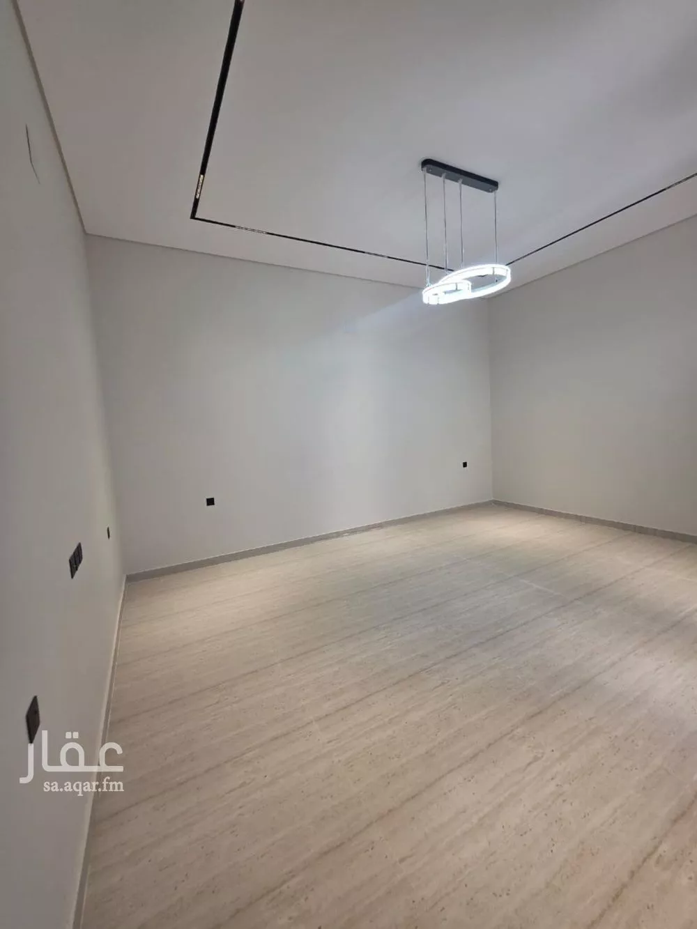5 bedroom floor in Al Janadriyah 8