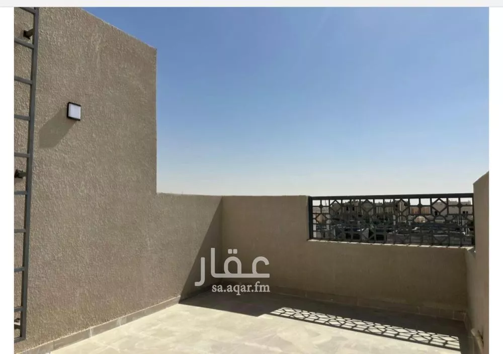 5 bedroom floor in Dahiat Namar 15