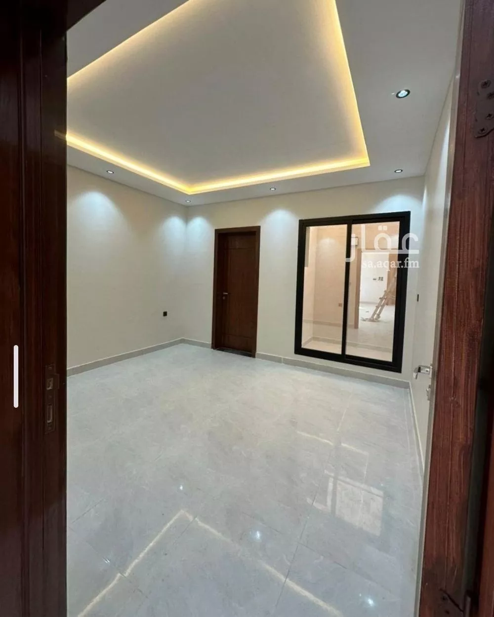 5 bedroom floor in Dahiat Namar 3
