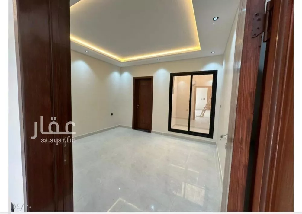 5 bedroom floor in Dahiat Namar 10