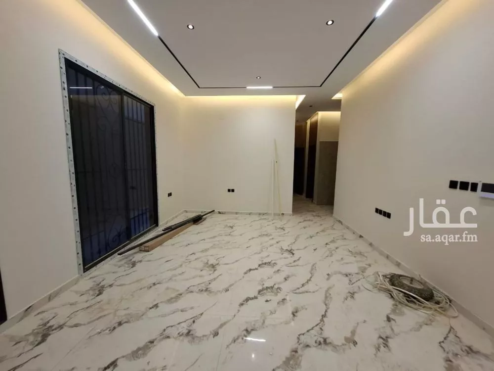 6 bedroom floor in Badr 4