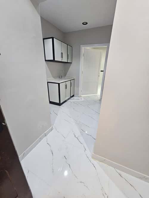 1 bedroom apartment in Ishbiliyah 3