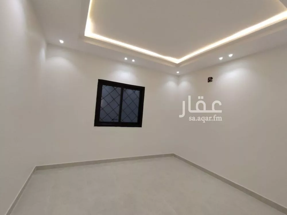 5 bedroom floor in Badr 18