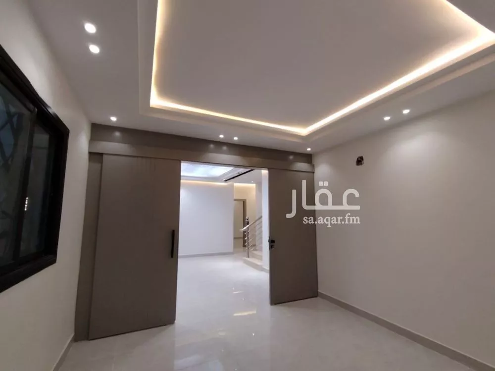 5 bedroom floor in Badr 8