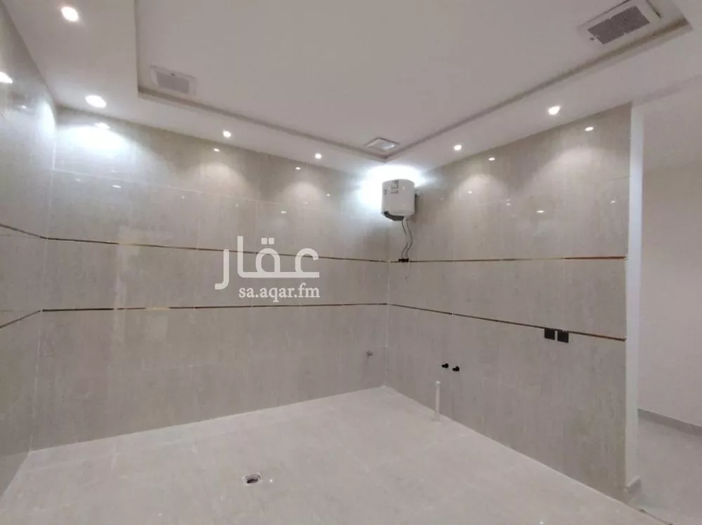 5 bedroom floor in Badr 10