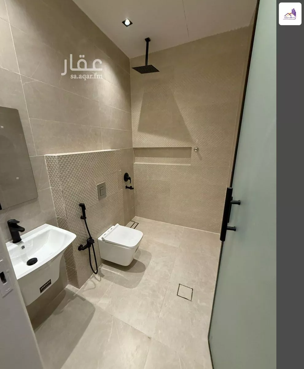 دور 6 غرف في الشرق 6