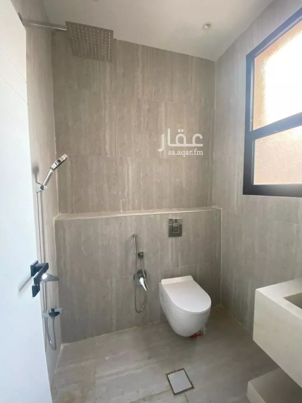 3 bedroom floor in Sultana 10