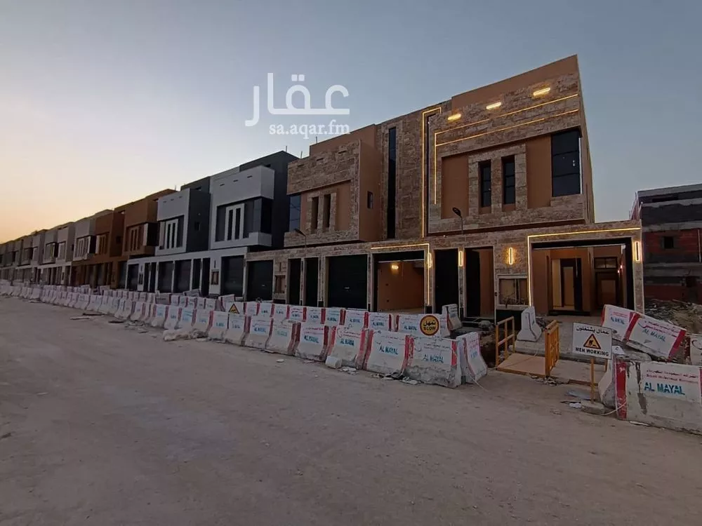 5 bedroom floor in Tuwaiq 11