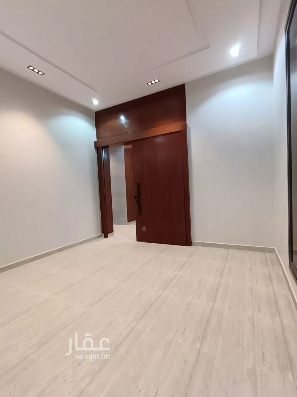 5 bedroom floor in Tuwaiq 14