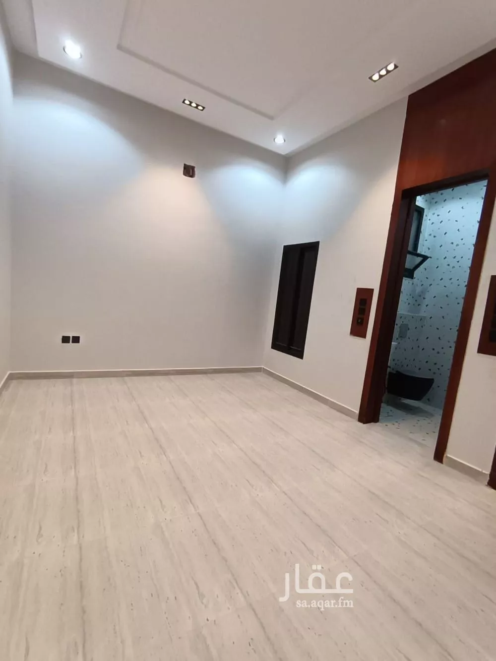 5 bedroom floor in Tuwaiq 9
