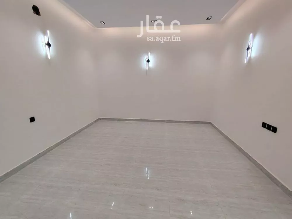 4 bedroom floor in Badr 5