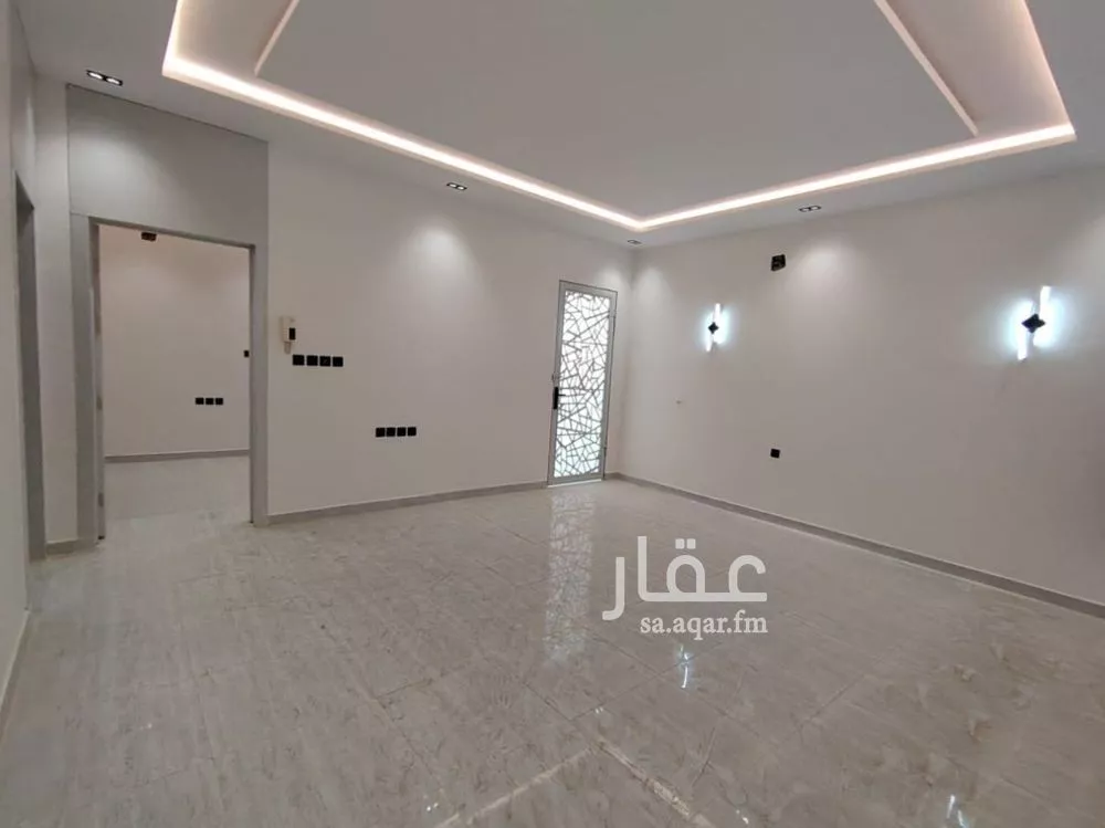 4 bedroom floor in Badr 8