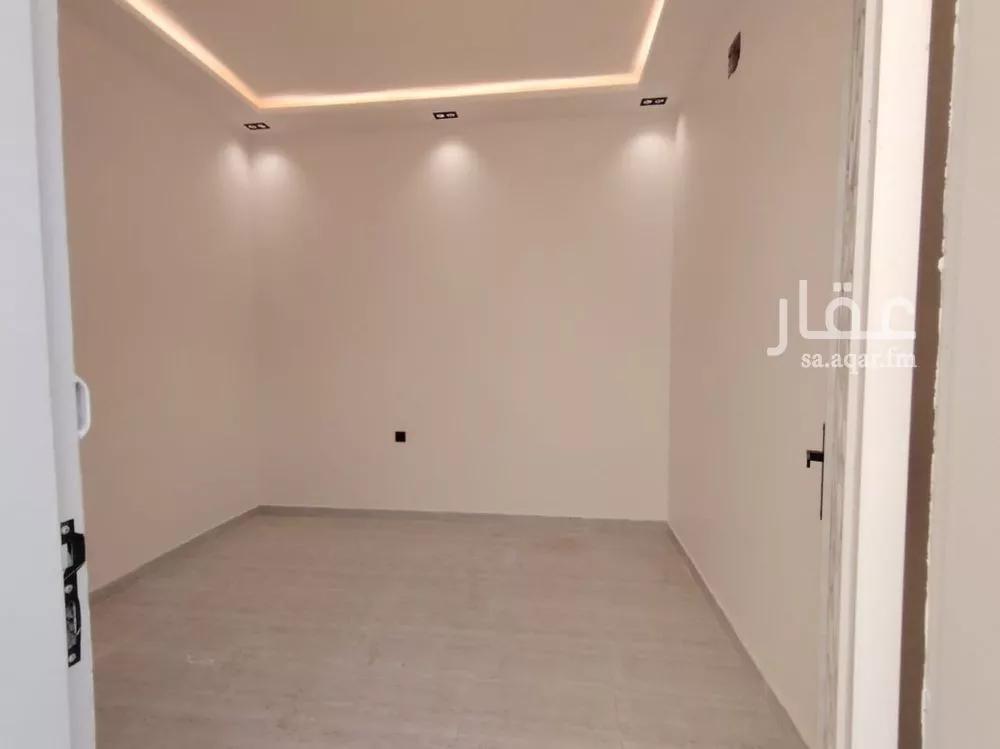 4 bedroom floor in Badr 9