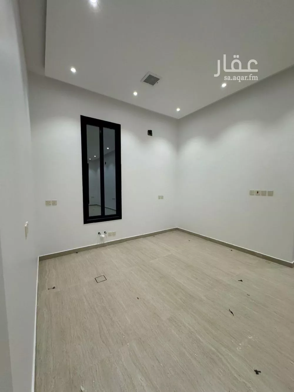 دور 4 غرف في العارض 8