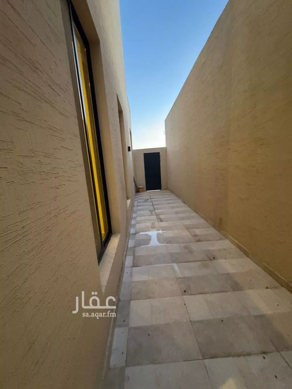 دور 4 غرف في العارض 9