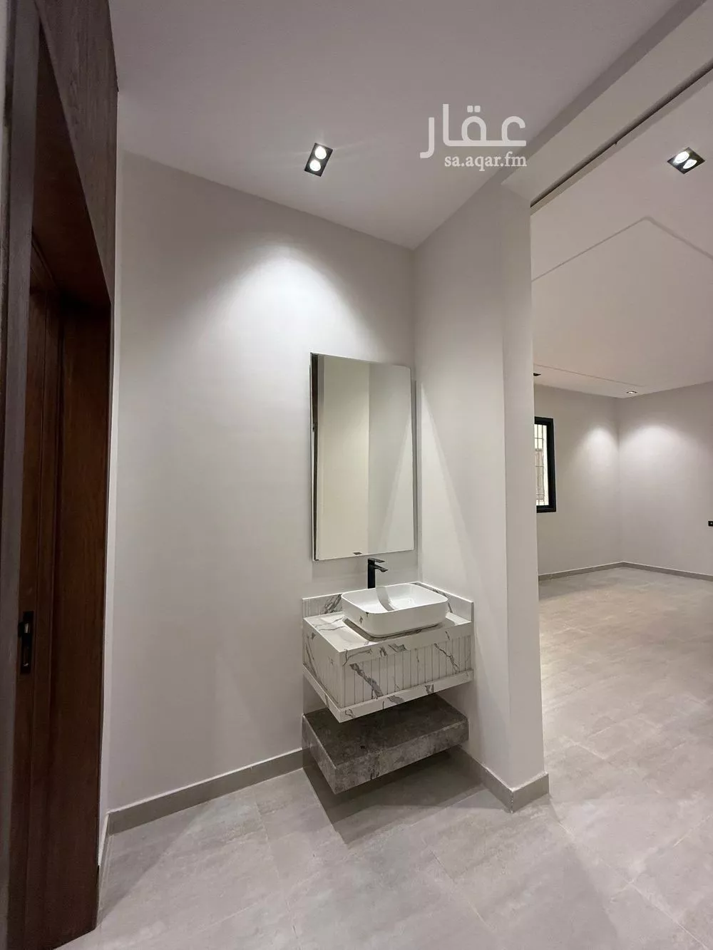 5 bedroom floor in Tuwaiq 12