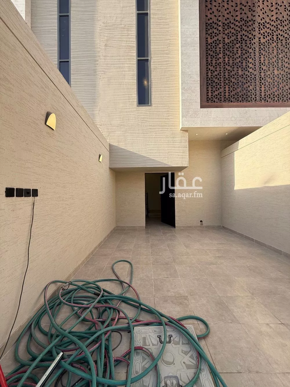 5 bedroom floor in Tuwaiq 3
