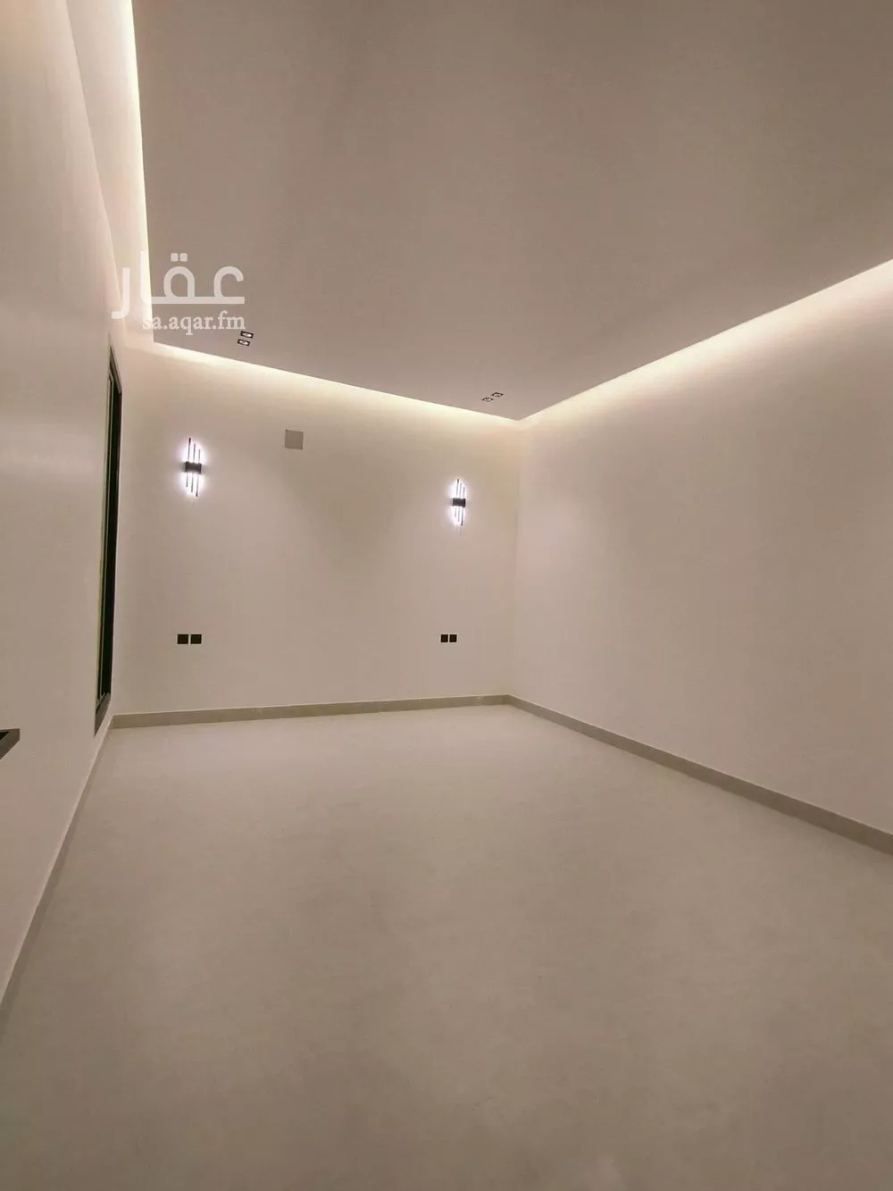3 bedroom floor in Al Janadriyah 4