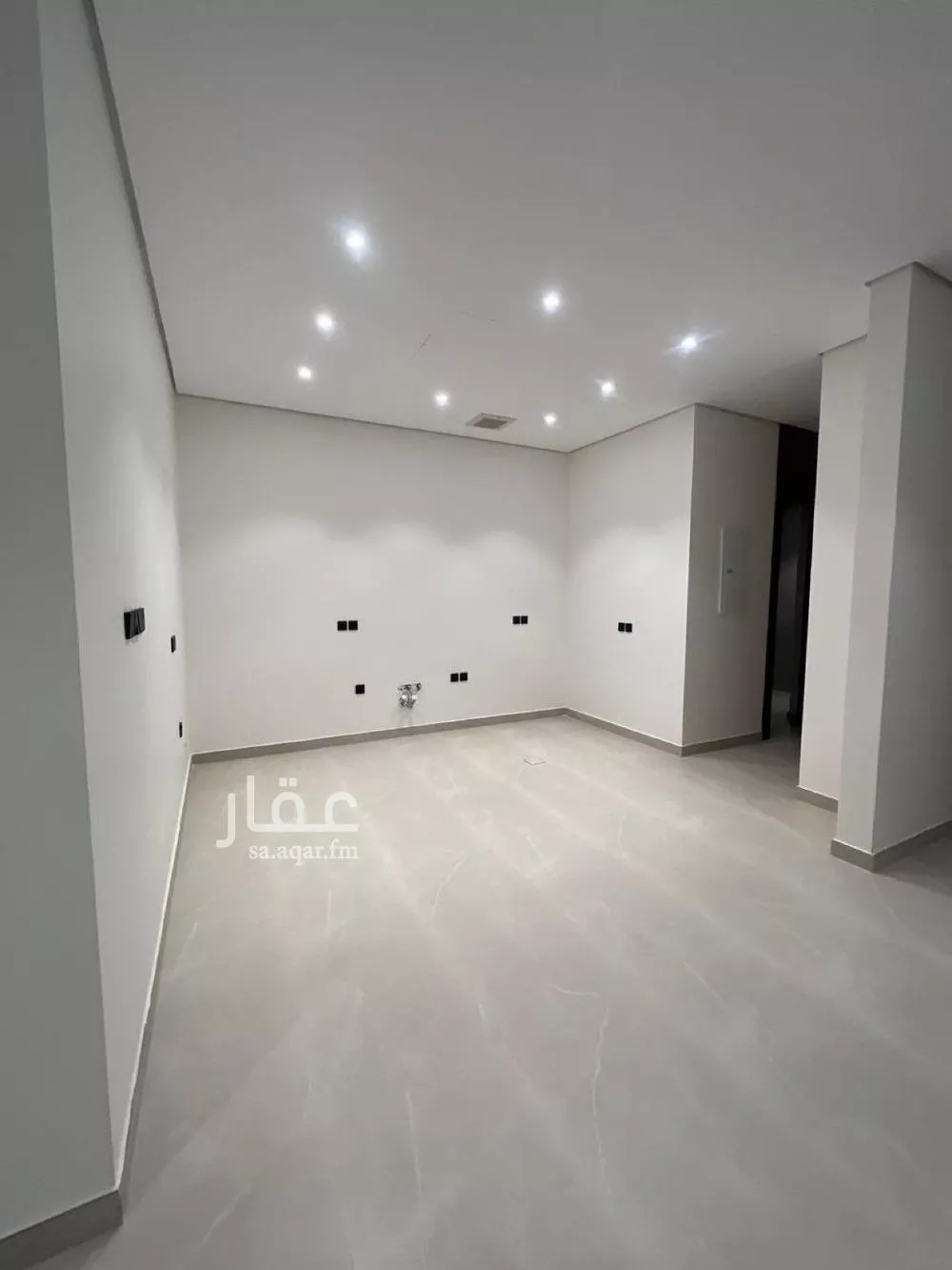 3 bedroom floor in Al Narjis 8