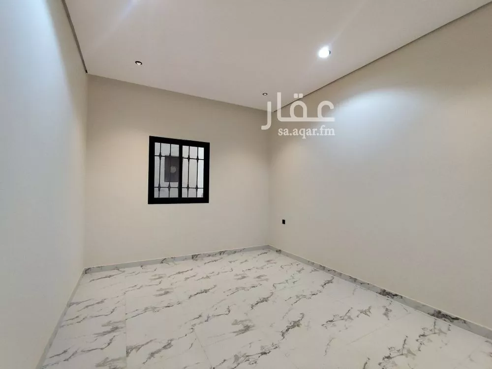 3 bedroom floor in Al Rimal 9