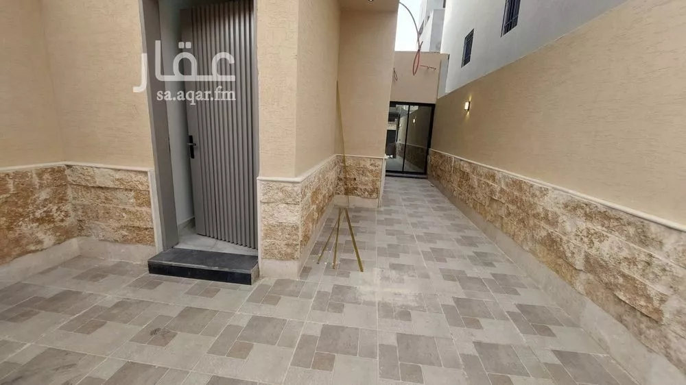 3 bedroom floor in Tuwaiq 2