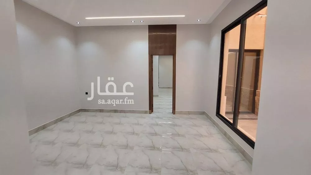 3 bedroom floor in Tuwaiq 10