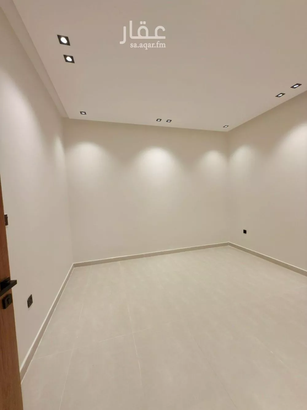 4 bedroom floor in Okaz 4