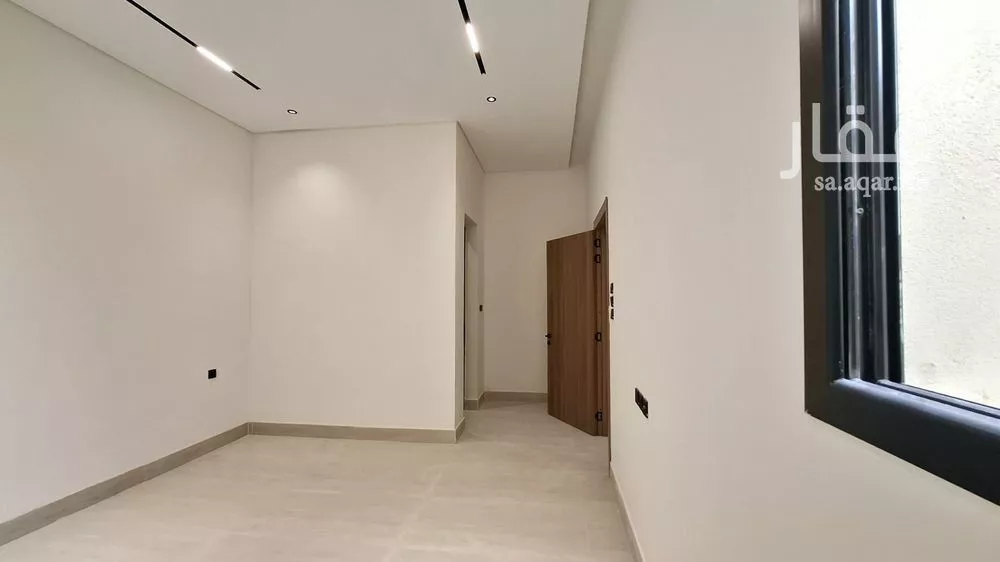 3 bedroom floor in Dahiat Namar 6