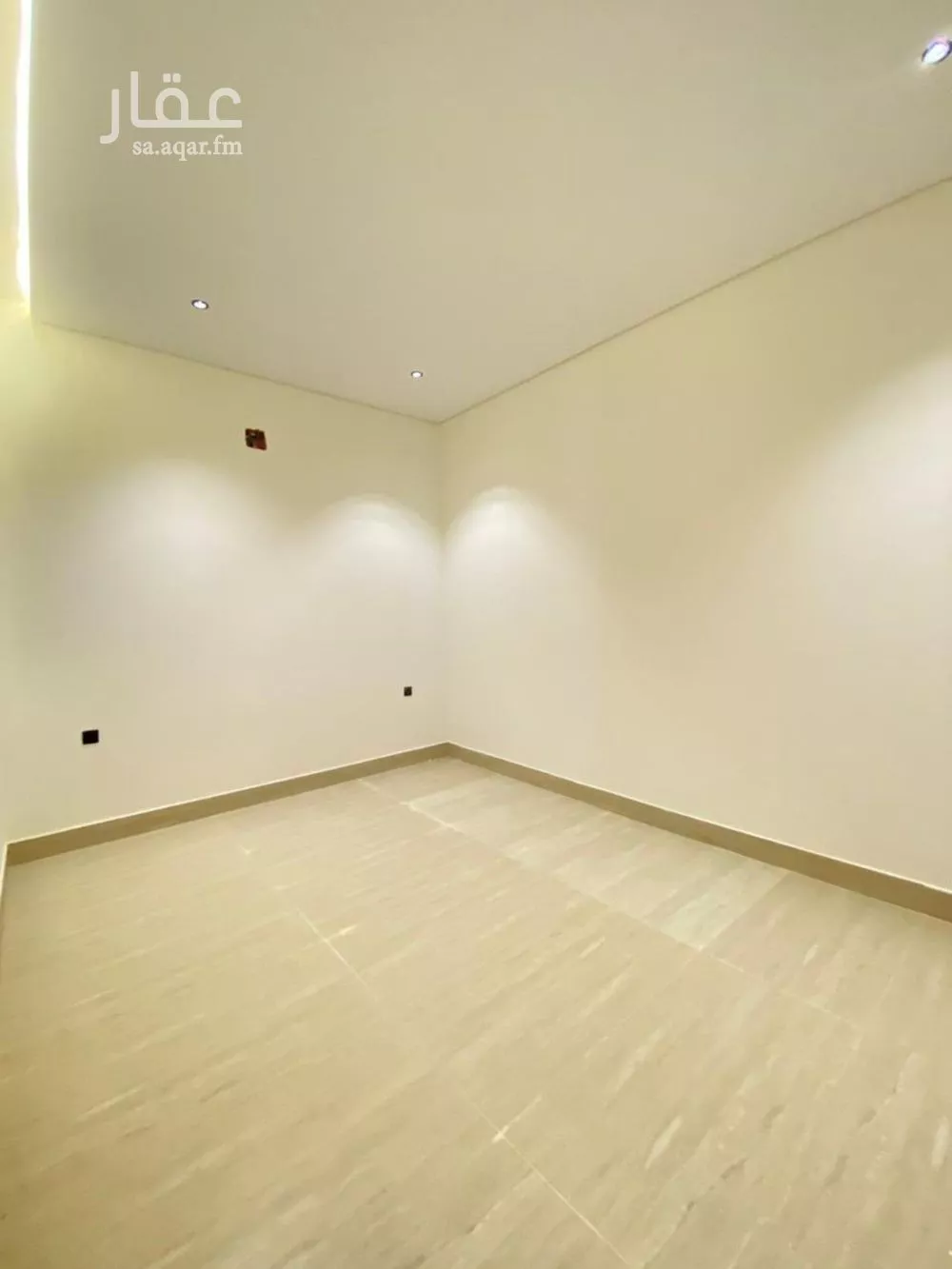 3 bedroom floor in Dahiat Namar 11