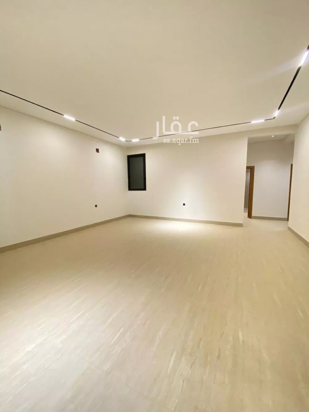 3 bedroom floor in Dahiat Namar 12