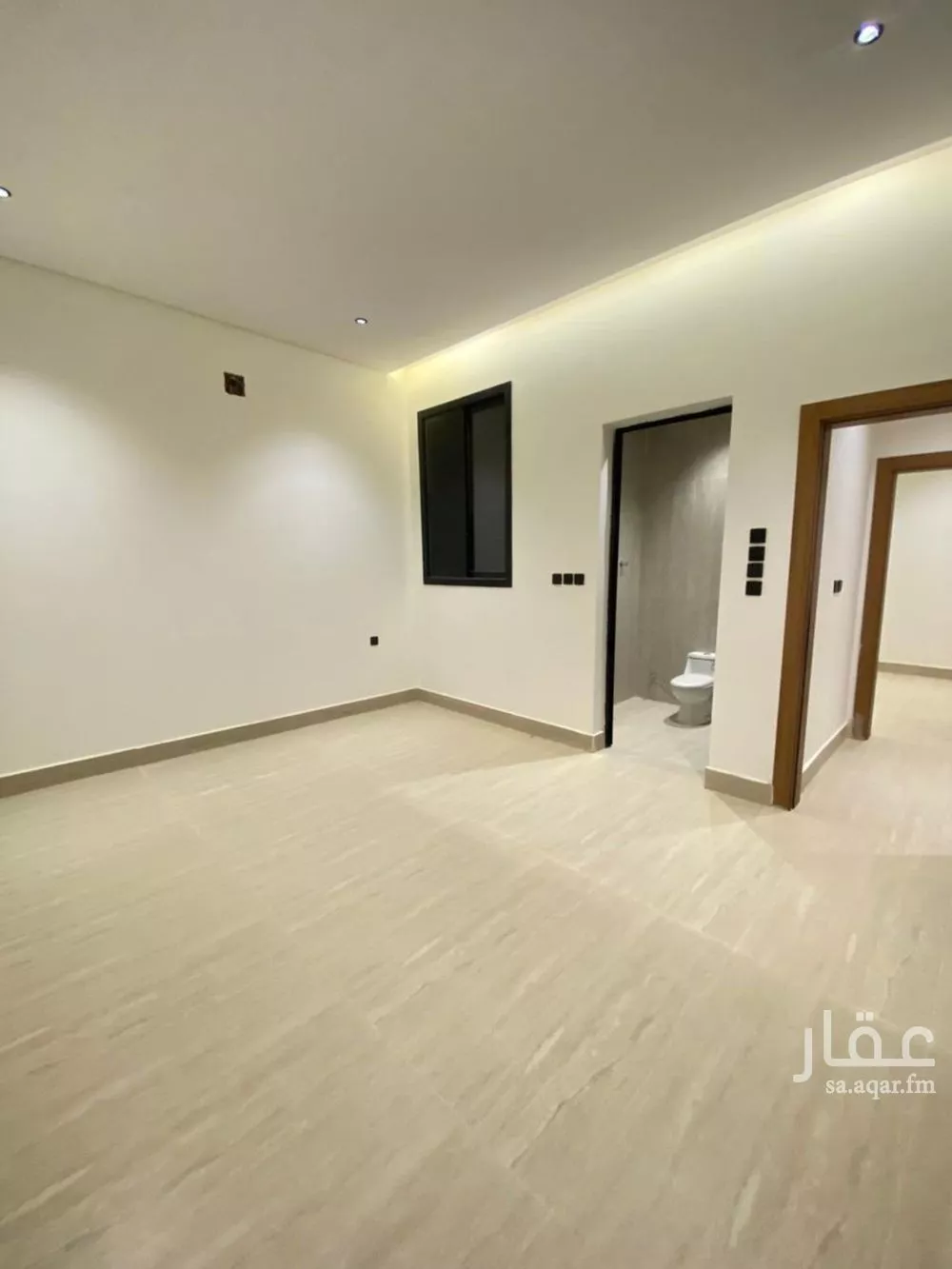 3 bedroom floor in Dahiat Namar 4