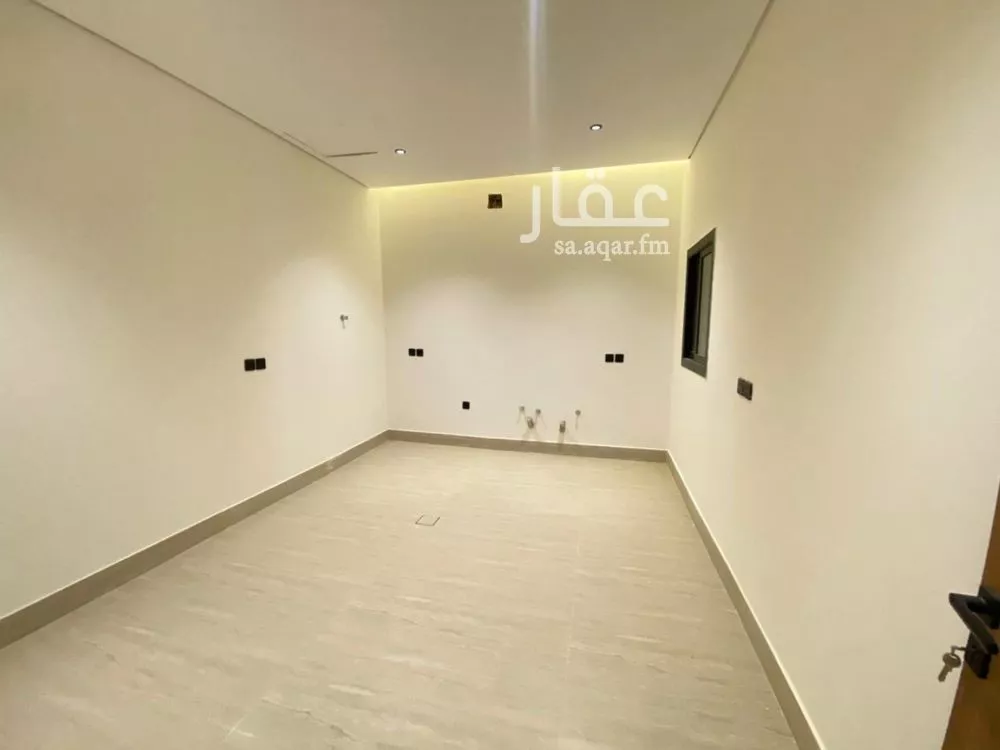 3 bedroom floor in Dahiat Namar 7