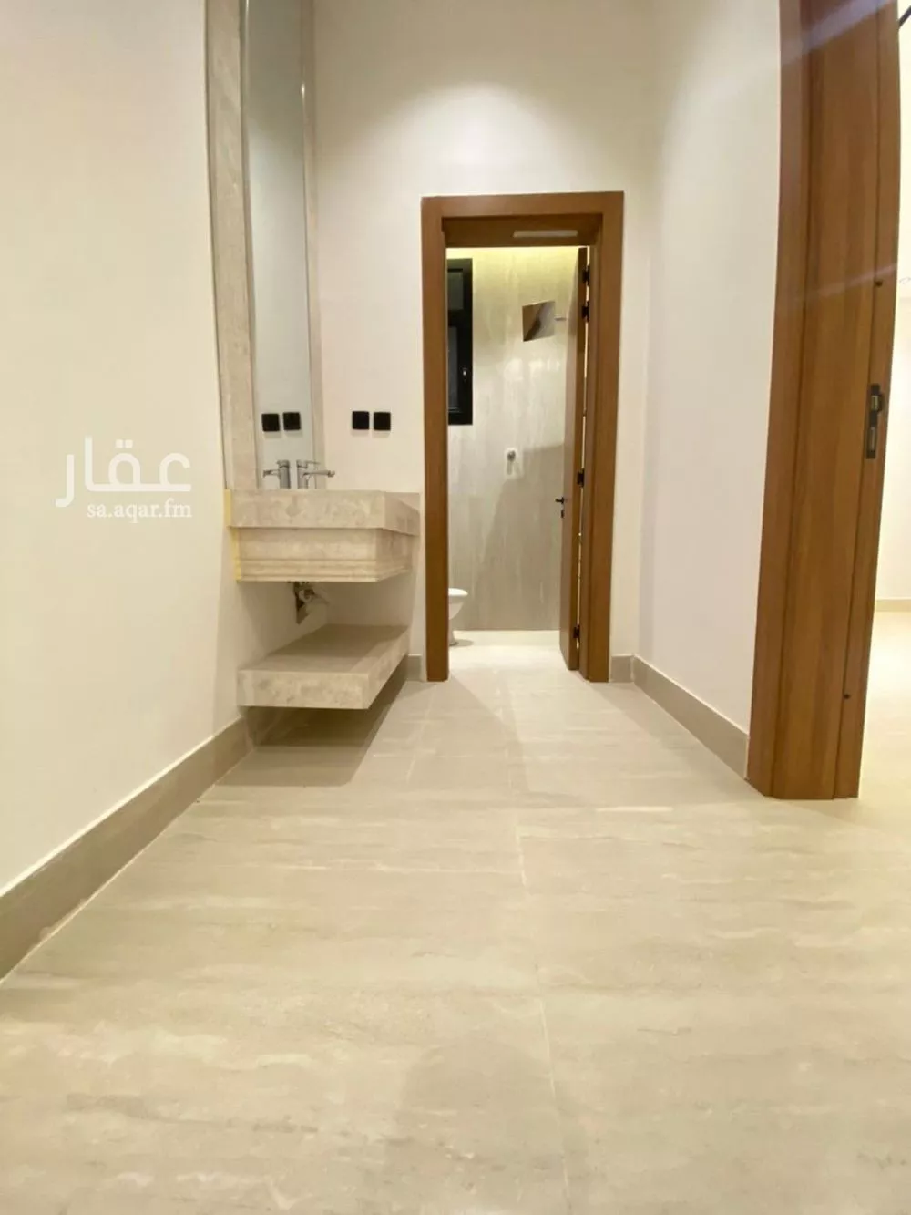 3 bedroom floor in Dahiat Namar 8