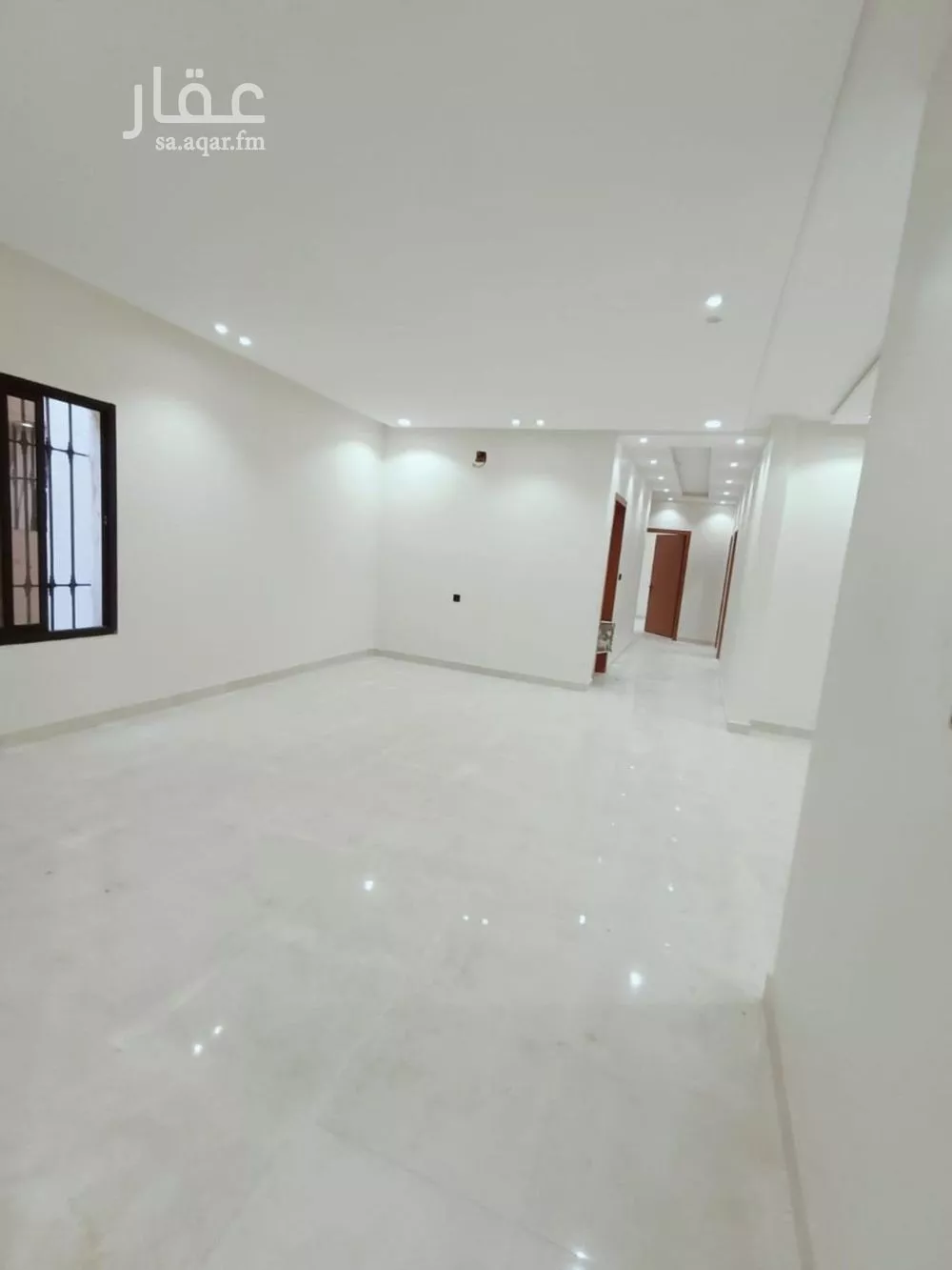 4 bedroom floor in Okaz 3